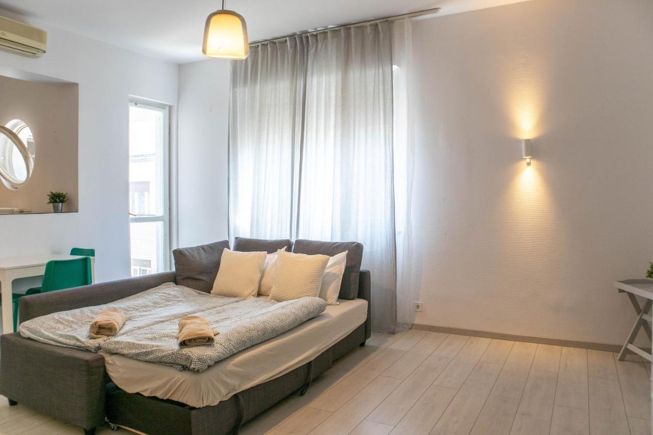 d.Five Irányi Apartment Budapest Exterior foto